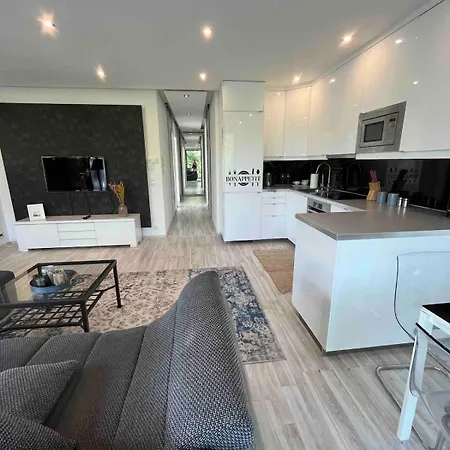 Lovely For 6guest Forest Park 10minutes From Center Apartment Bratislava